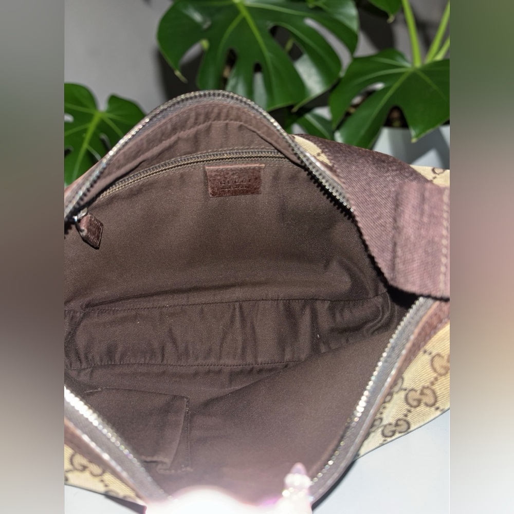 Gucci GG Canvas Half Moon Crossbody Bag - Picture 10 of 13